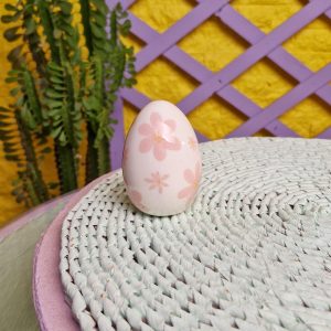 تخم مرغ گل صورتی